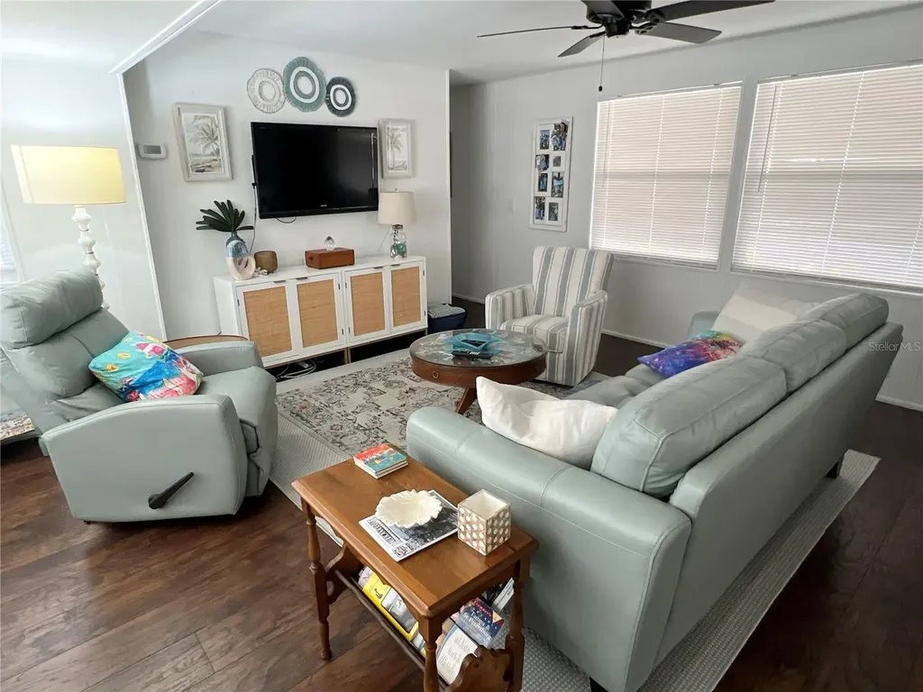614 Mount Key Avenue NE St Petersburg FL 33702
