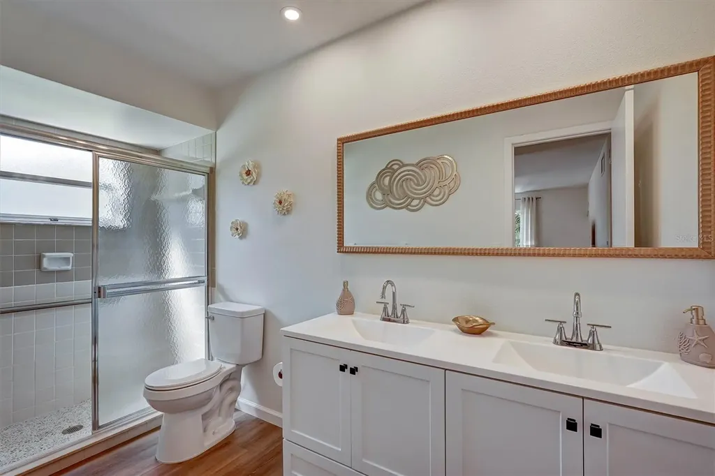 3925 Oakhurst Boulevard Sarasota FL 34233