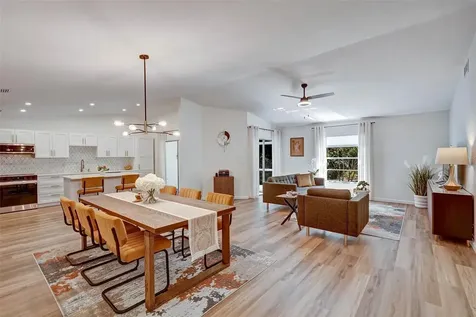 3925 Oakhurst Boulevard Sarasota FL 34233