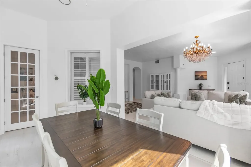 5405 46th Court W Bradenton FL 34210