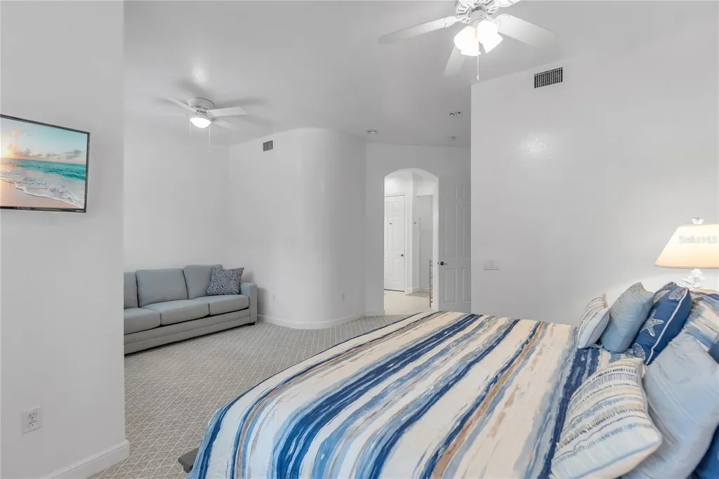 5405 46th Court W Bradenton FL 34210