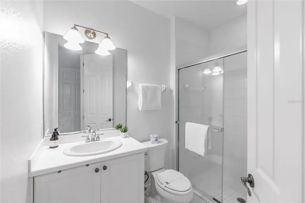 5405 46th Court W Bradenton FL 34210