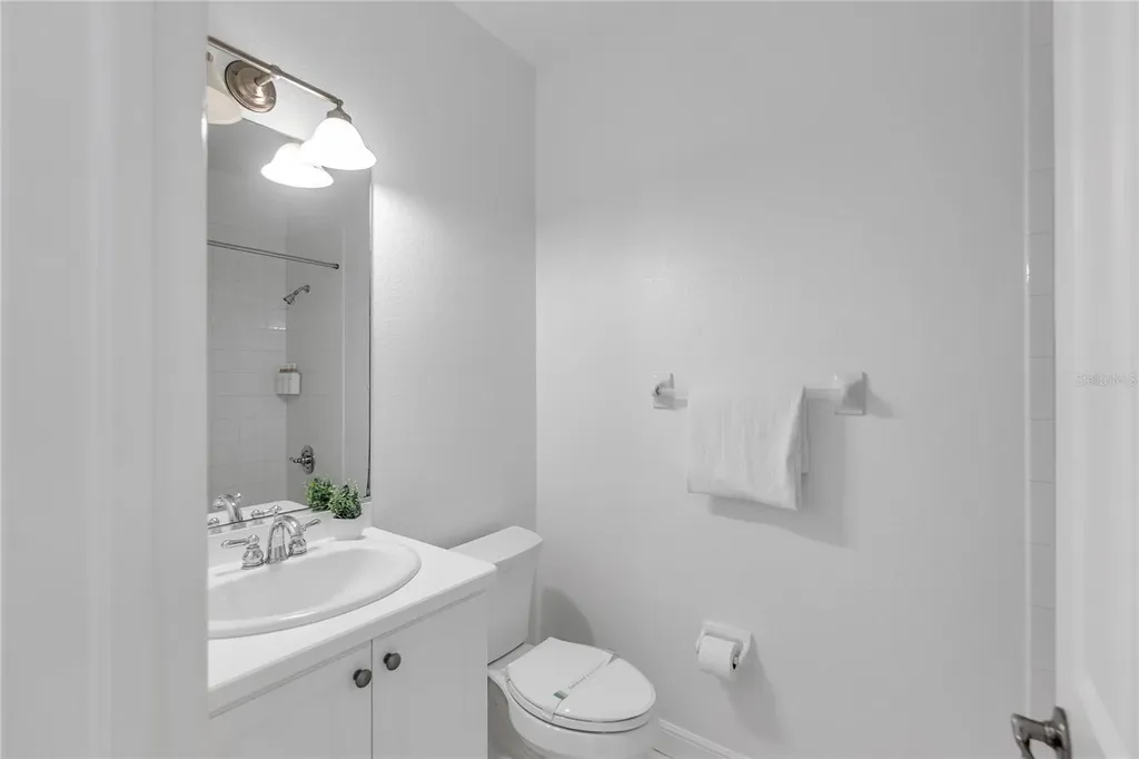 5405 46th Court W Bradenton FL 34210