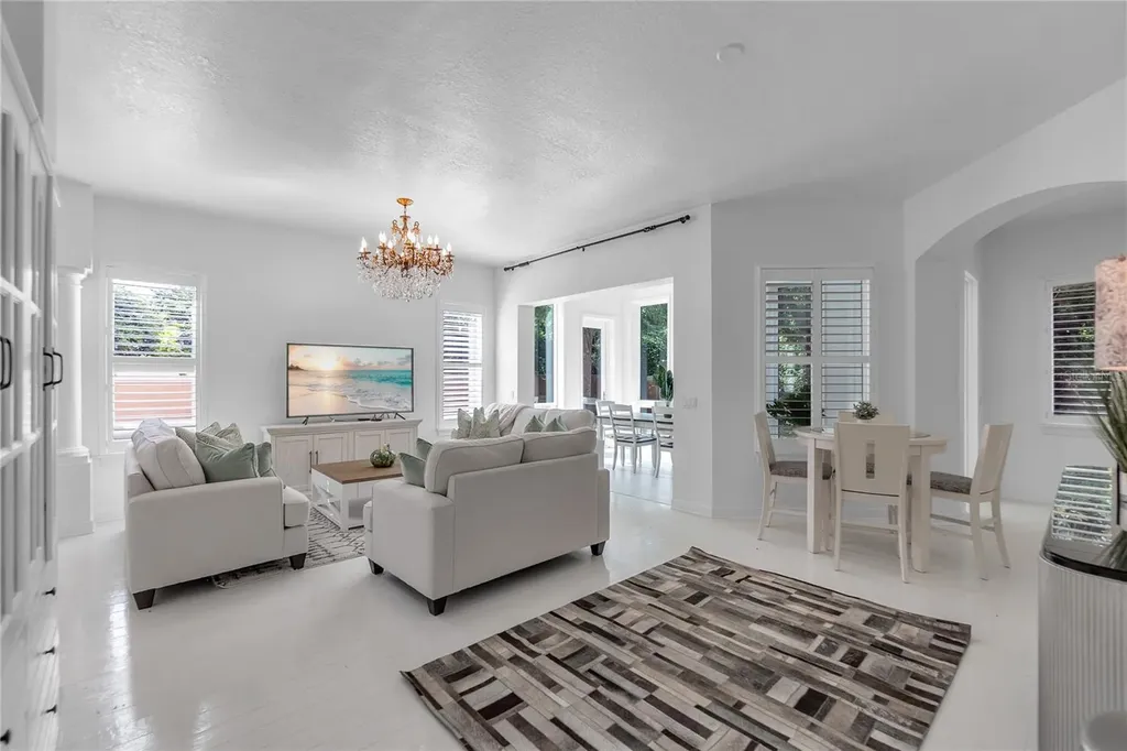 5405 46th Court W Bradenton FL 34210
