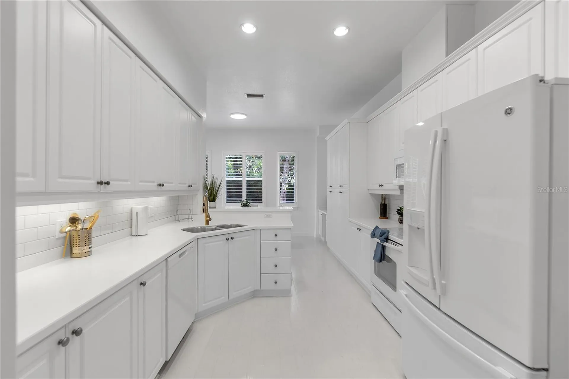 5405 46th Court W Bradenton FL 34210