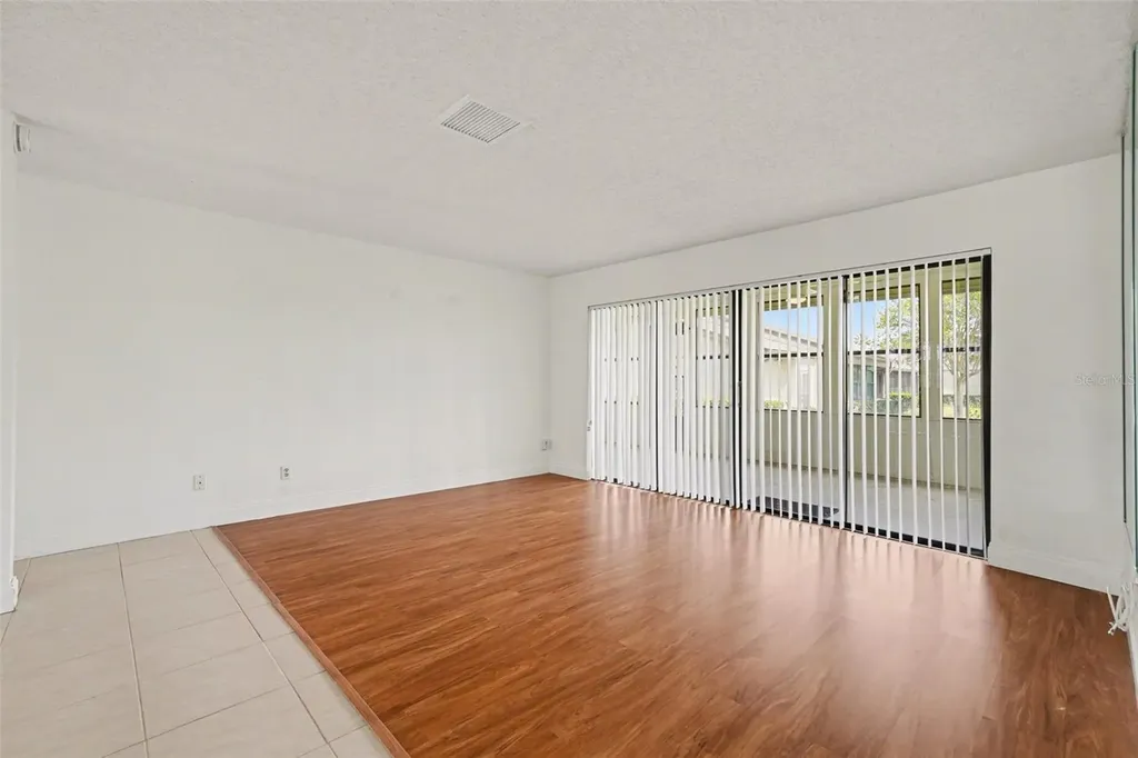 10 Lesley Lane Oldsmar FL 34677