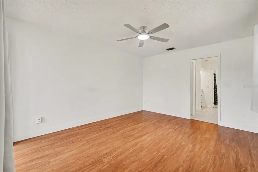 10 Lesley Lane Oldsmar FL 34677