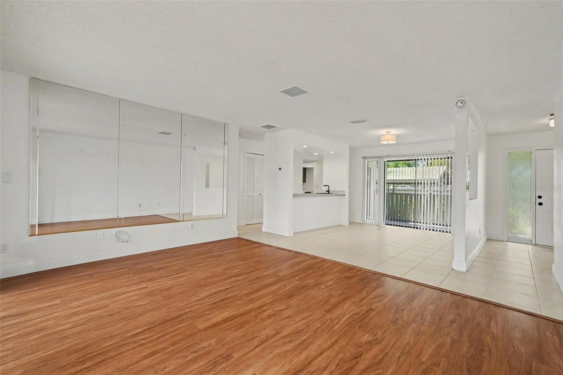 10 Lesley Lane Oldsmar FL 34677