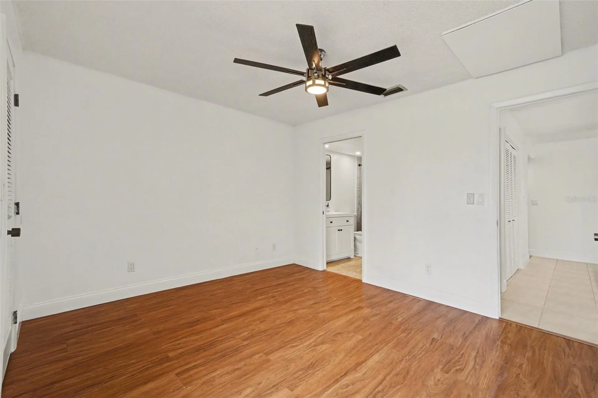 10 Lesley Lane Oldsmar FL 34677