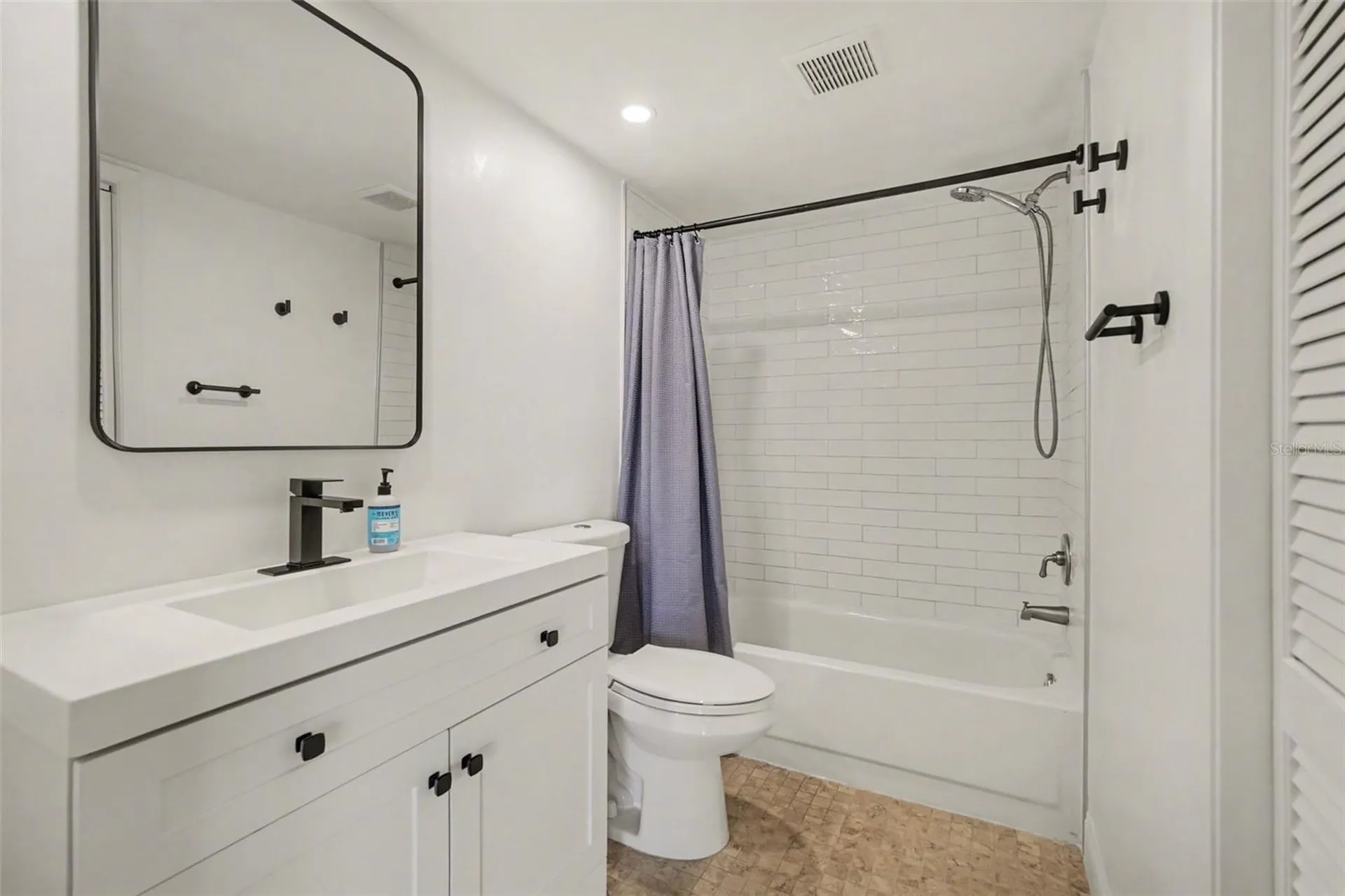 10 Lesley Lane Oldsmar FL 34677