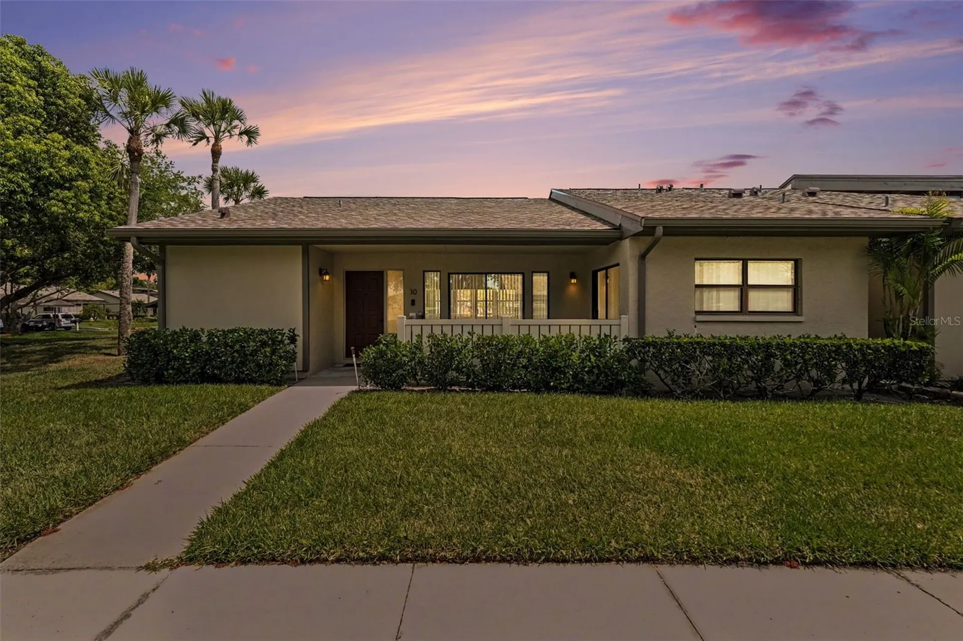 10 Lesley Lane Oldsmar FL 34677