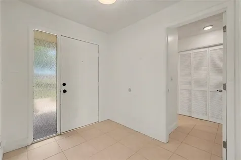 10 Lesley Lane Oldsmar FL 34677