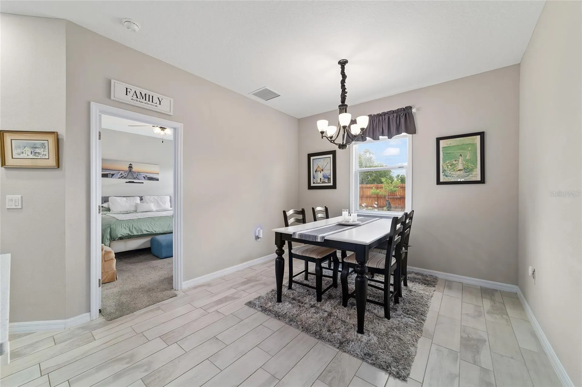 15 Malauka Circle Ocklawaha FL 32179