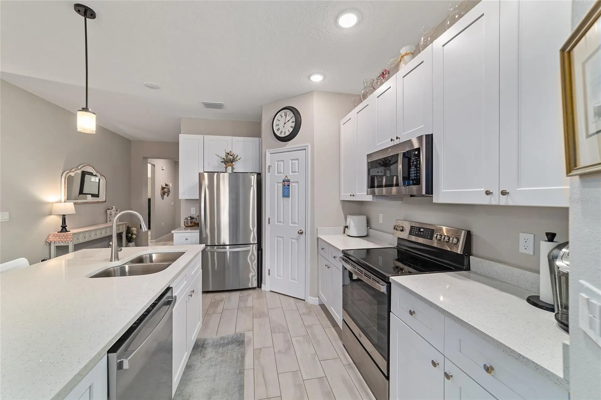 15 Malauka Circle Ocklawaha FL 32179