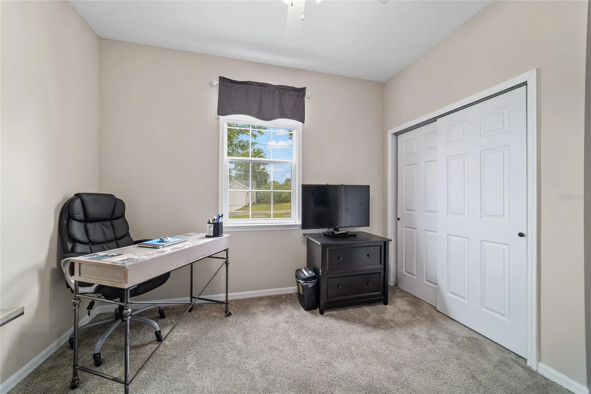 15 Malauka Circle Ocklawaha FL 32179