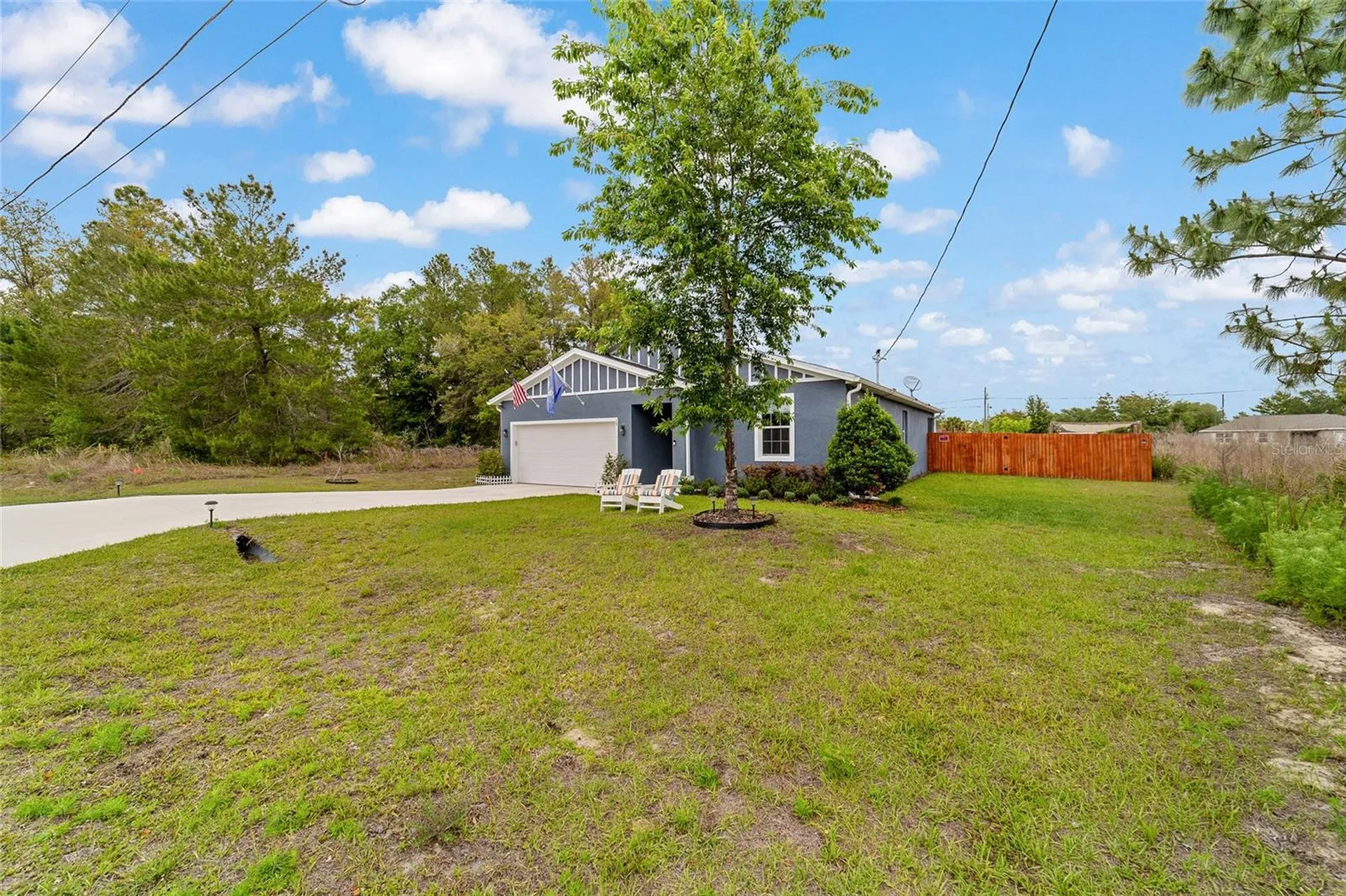 15 Malauka Circle Ocklawaha FL 32179
