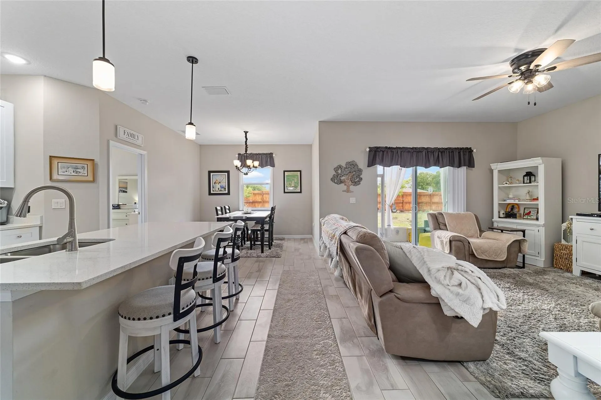 15 Malauka Circle Ocklawaha FL 32179