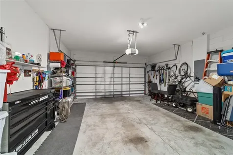15 Malauka Circle Ocklawaha FL 32179