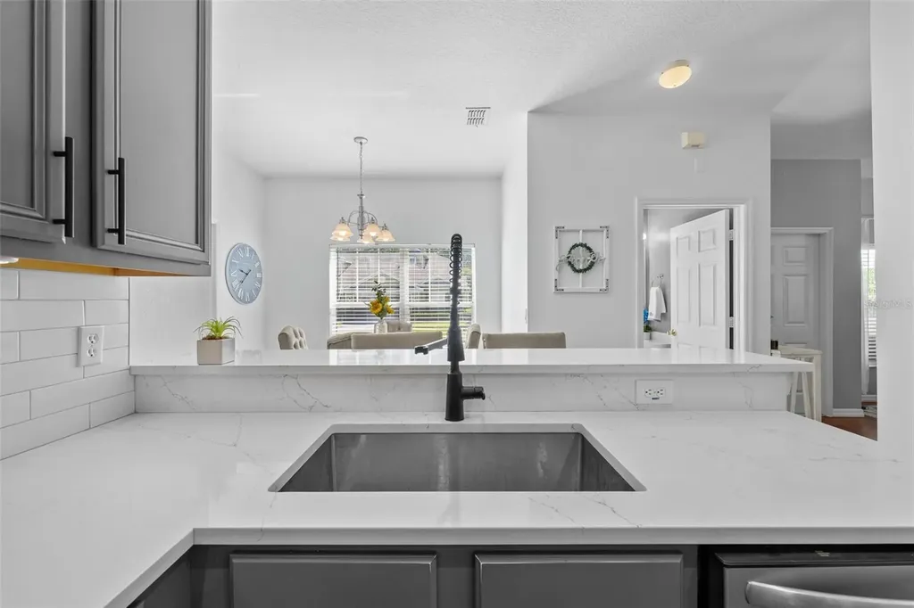 8519 Broken Willow Court Tampa FL 33647