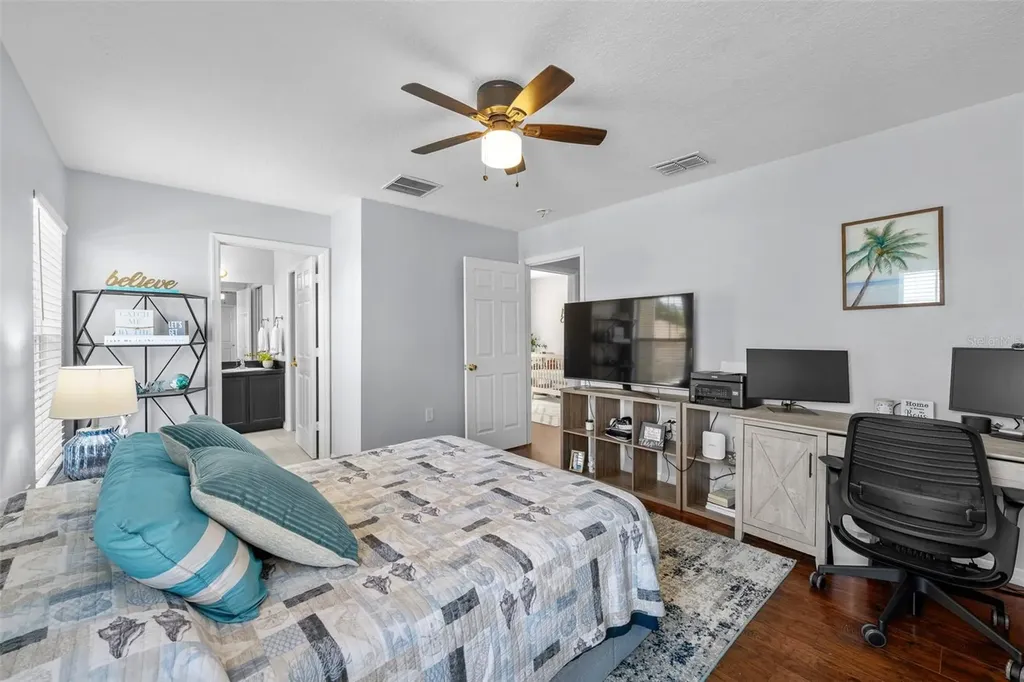 8519 Broken Willow Court Tampa FL 33647