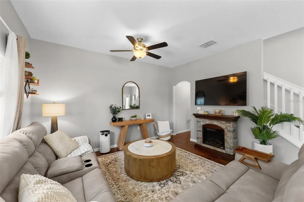8519 Broken Willow Court Tampa FL 33647