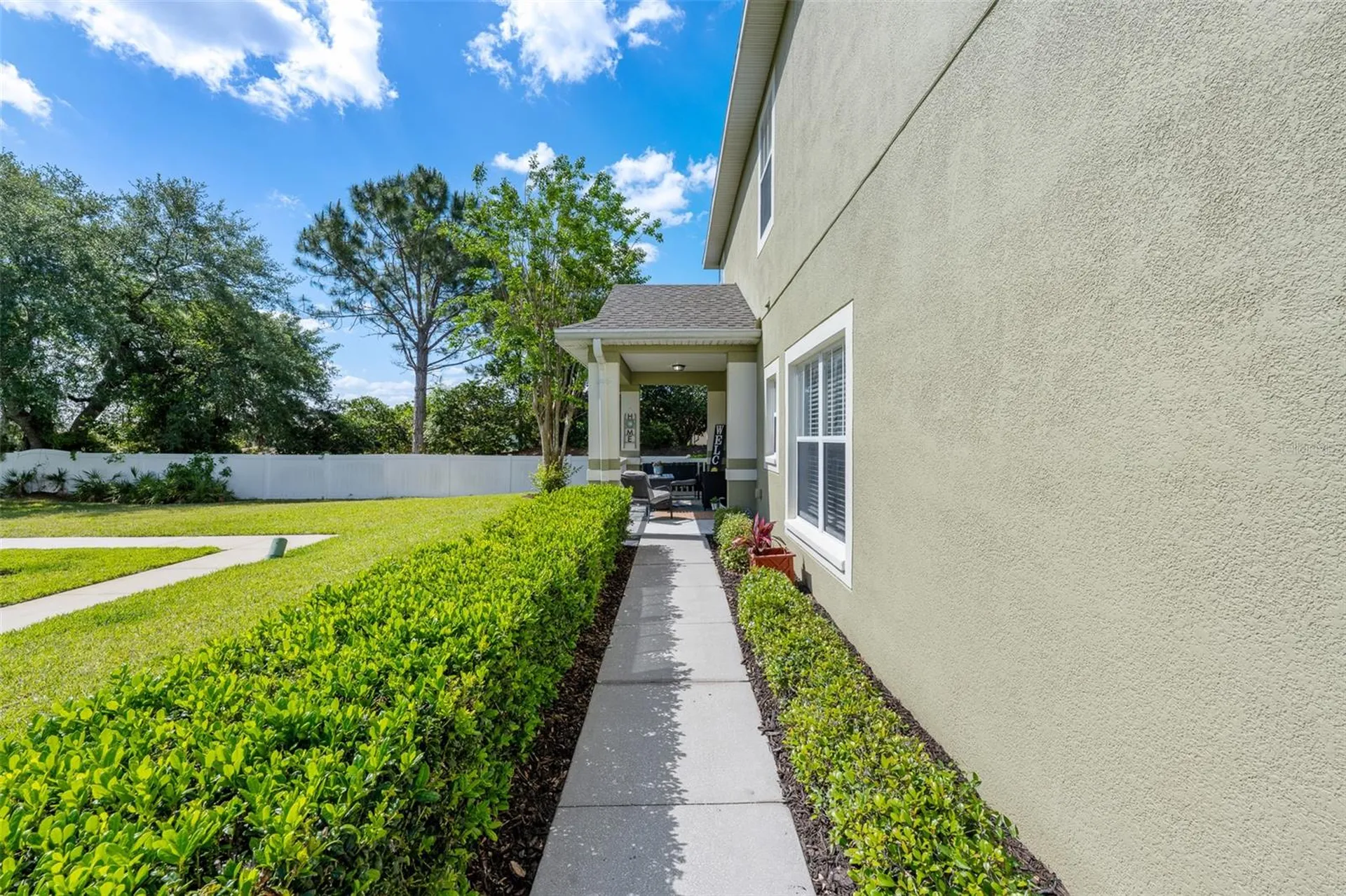 8519 Broken Willow Court Tampa FL 33647