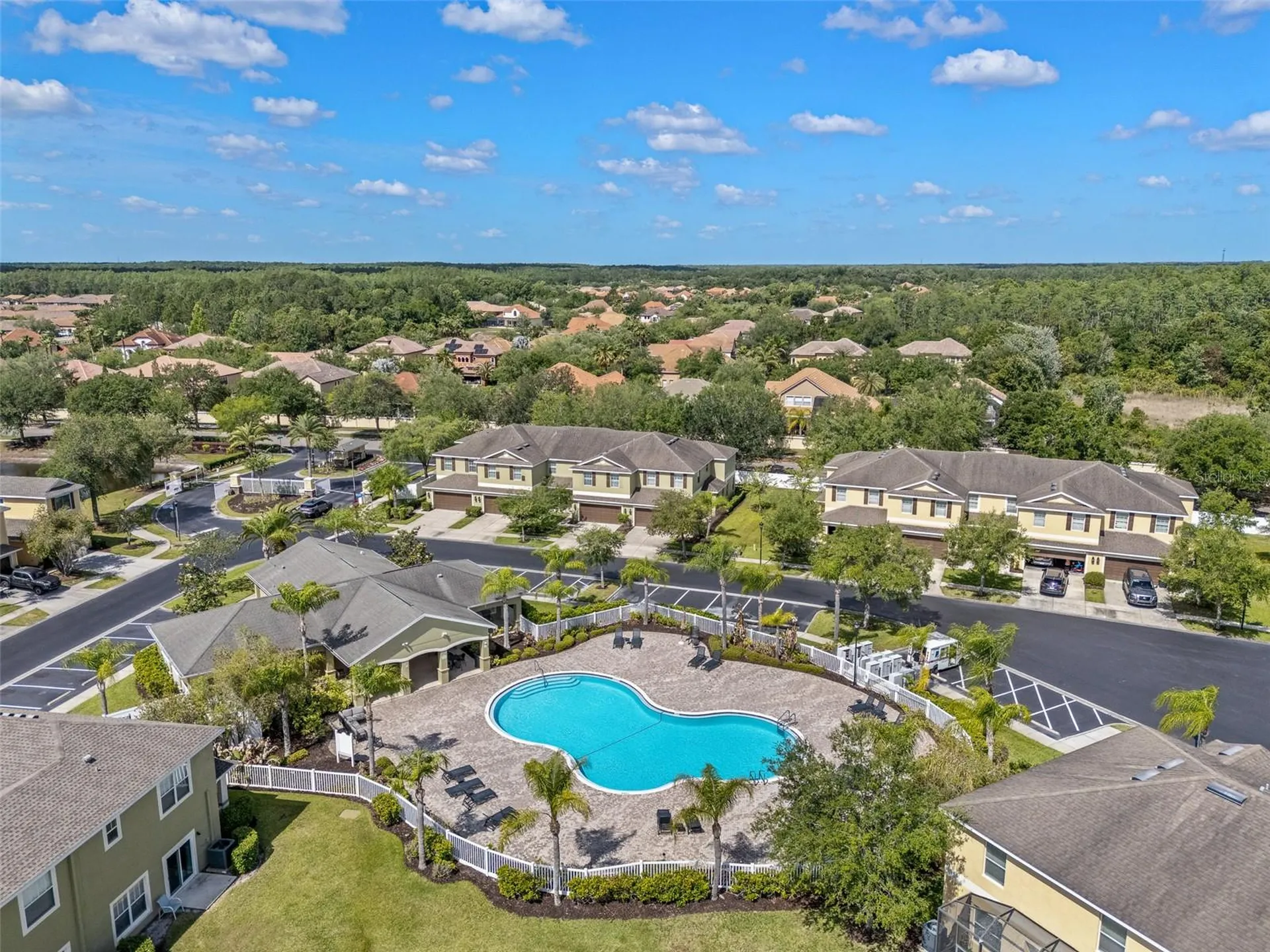 8519 Broken Willow Court Tampa FL 33647