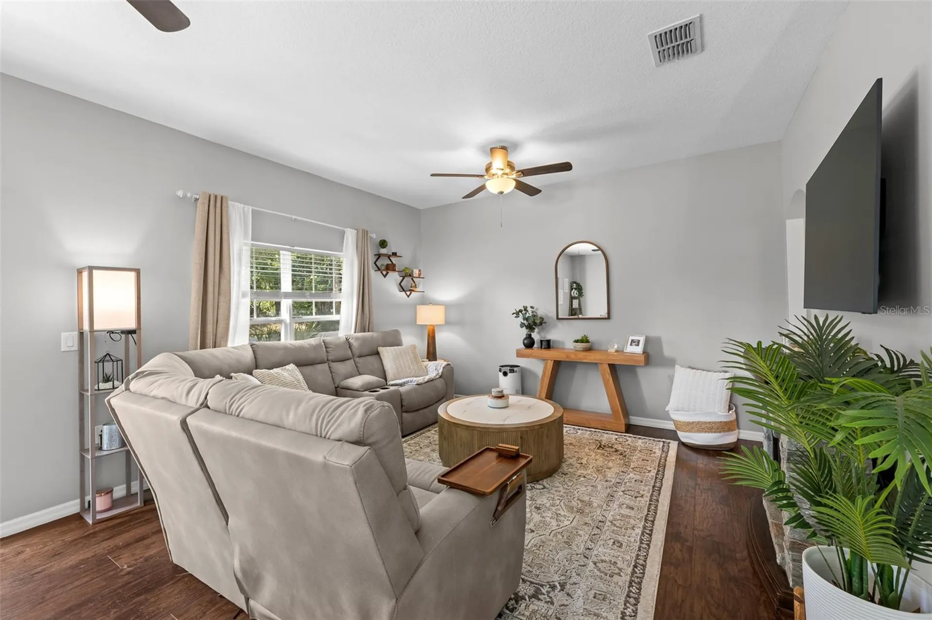 8519 Broken Willow Court Tampa FL 33647