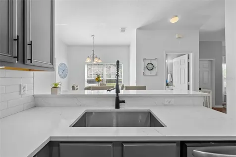 8519 Broken Willow Court Tampa FL 33647