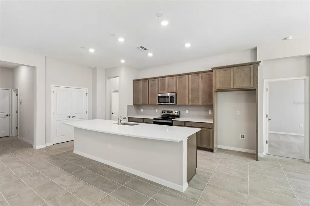 12610 Kelly Ann Loop Brooksville FL 34613