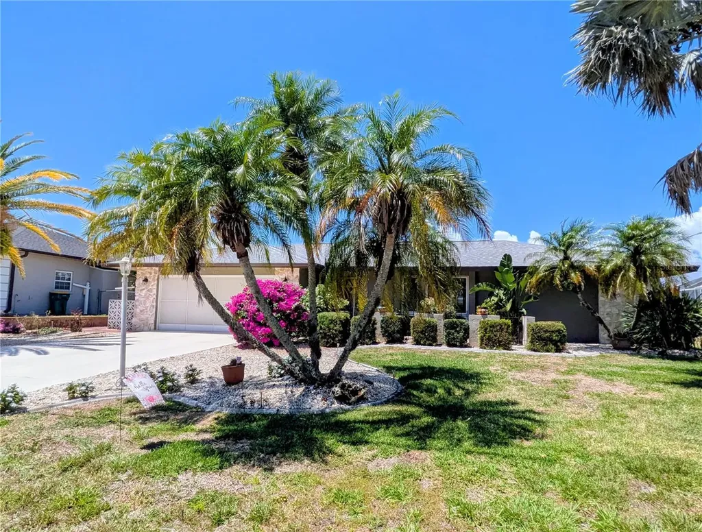 322 E Tarpon Boulevard NW Port Charlotte FL 33952