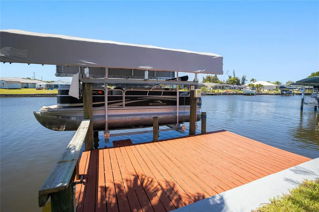 322 E Tarpon Boulevard NW Port Charlotte FL 33952