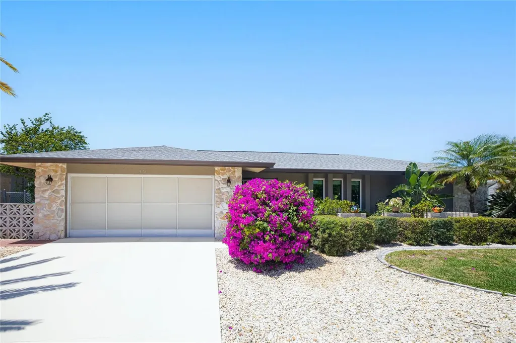 322 E Tarpon Boulevard NW Port Charlotte FL 33952
