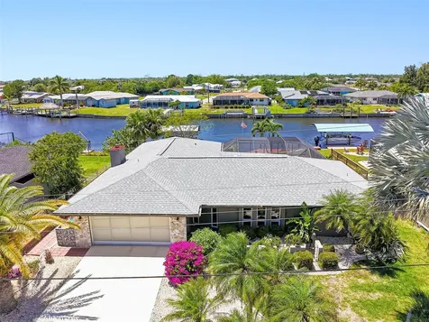 322 E Tarpon Boulevard NW Port Charlotte FL 33952