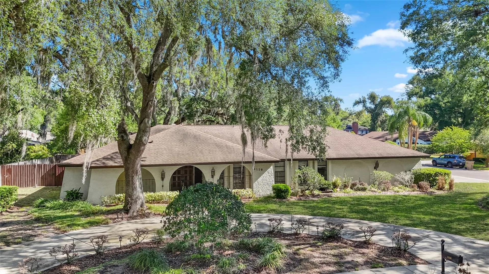 1116 N Riverhills Drive Temple Terrace FL 33617