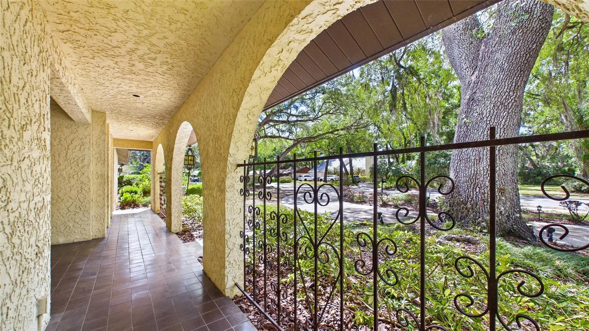 1116 N Riverhills Drive Temple Terrace FL 33617