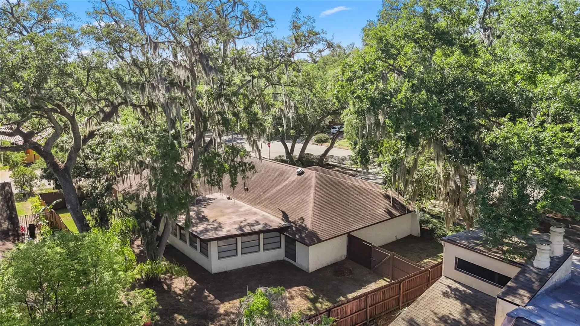 1116 N Riverhills Drive Temple Terrace FL 33617