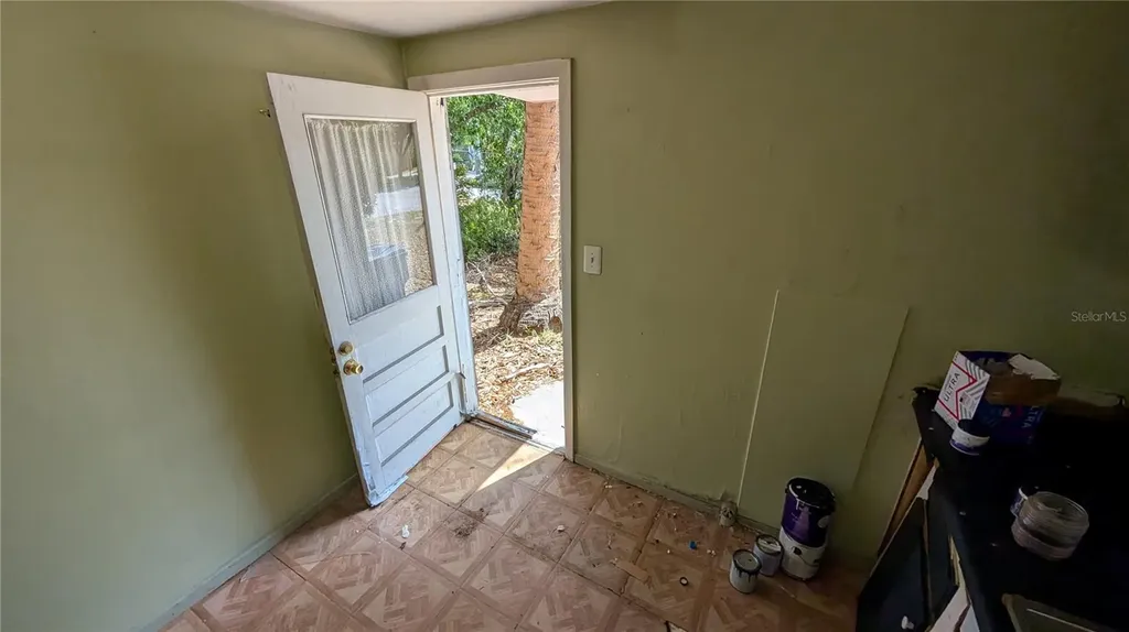 2801 W Cleveland Street Tampa FL 33609