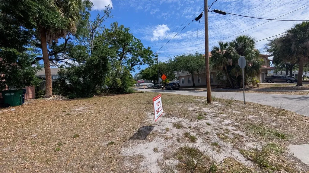 2801 W Cleveland Street Tampa FL 33609