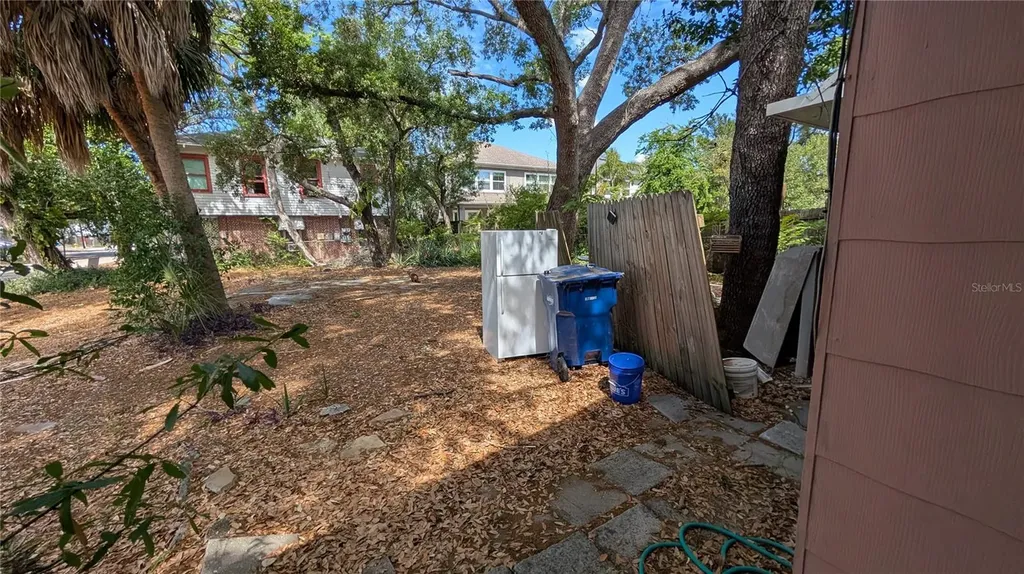 2801 W Cleveland Street Tampa FL 33609