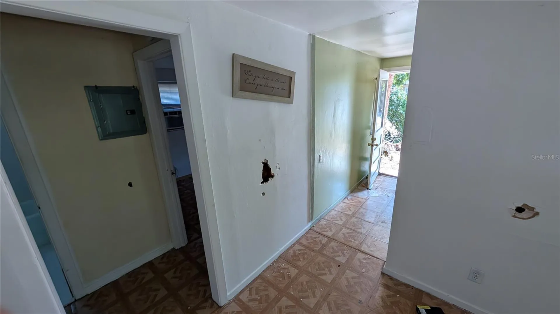 2801 W Cleveland Street Tampa FL 33609