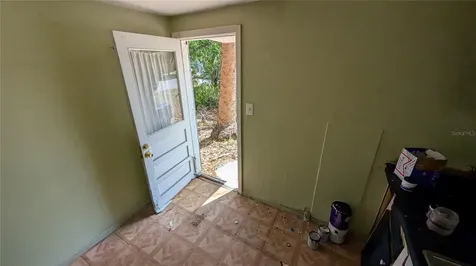 2801 W Cleveland Street Tampa FL 33609