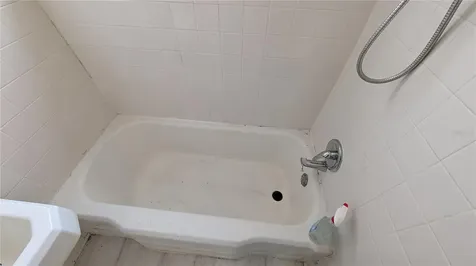 2801 W Cleveland Street Tampa FL 33609