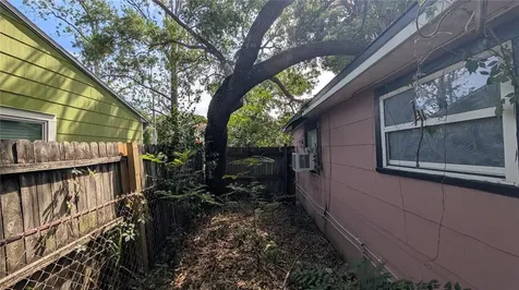 2801 W Cleveland Street Tampa FL 33609