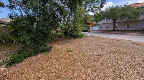 2801 W Cleveland Street Tampa FL 33609