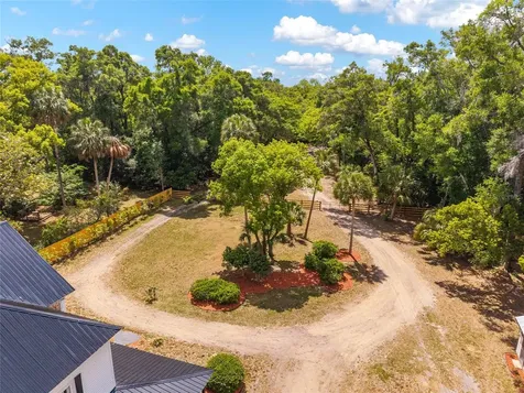 19451 SE 2nd Street Williston FL 32696