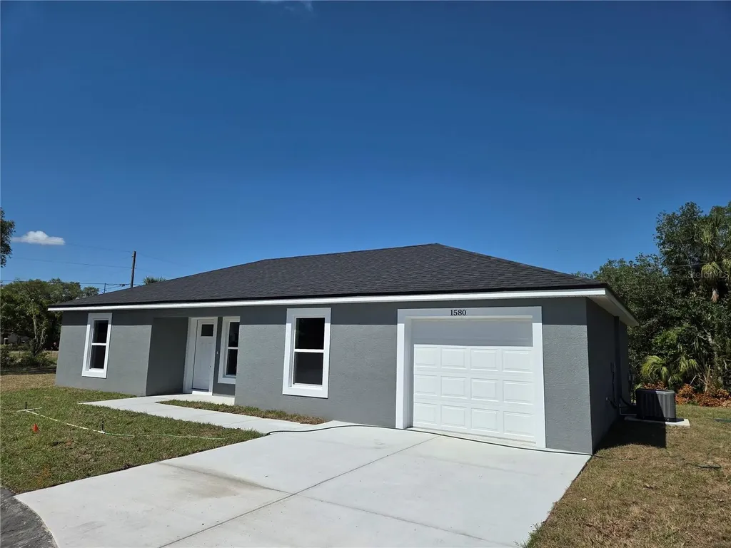 1580 Sally Street Lake Wales FL 33898