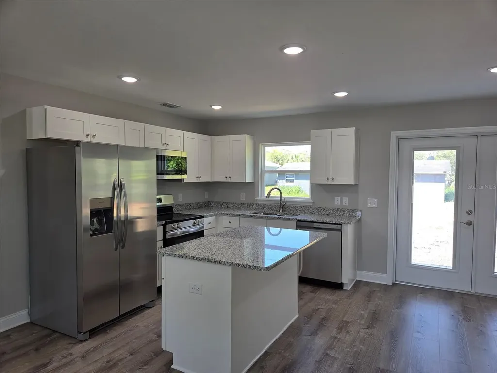 1580 Sally Street Lake Wales FL 33898