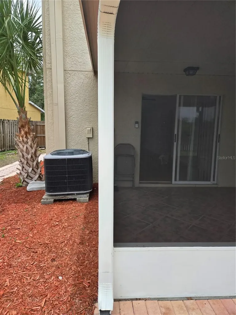 728 Burlwood Street Brandon FL 33511