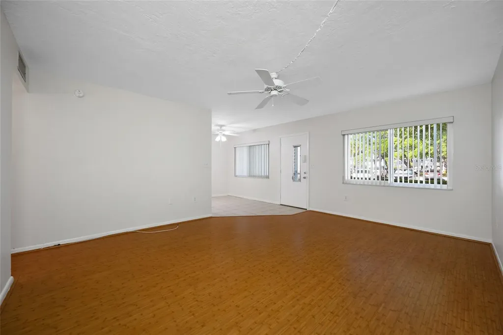 8533 110th Street Seminole FL 33772